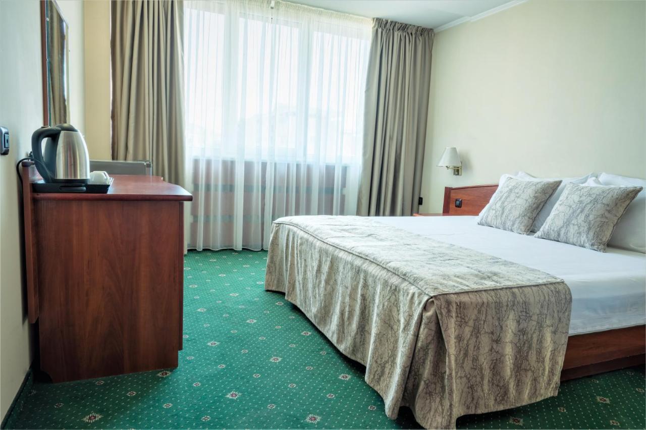 Hotel Orbita Varna Exterior photo