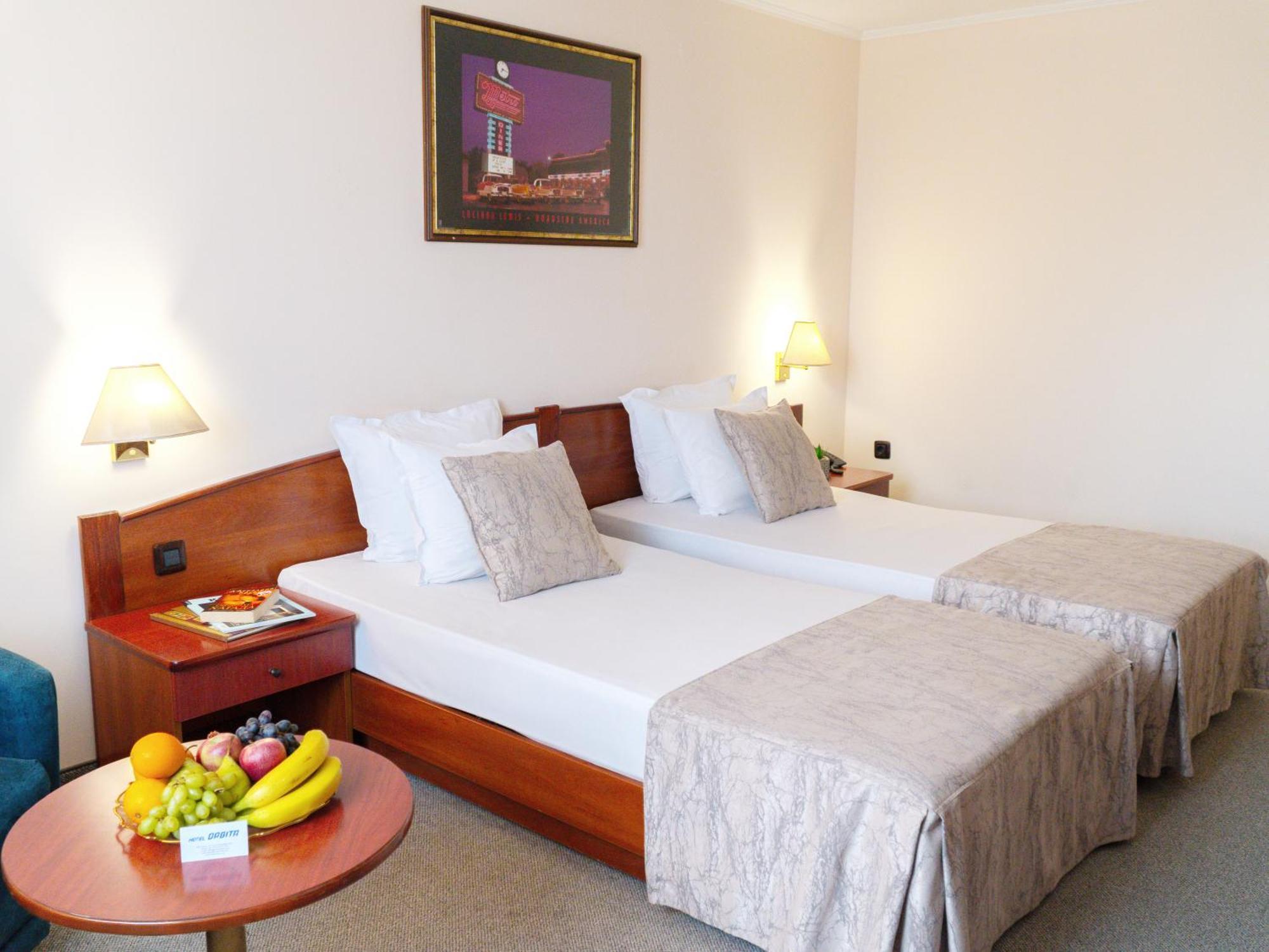 Hotel Orbita Varna Exterior photo