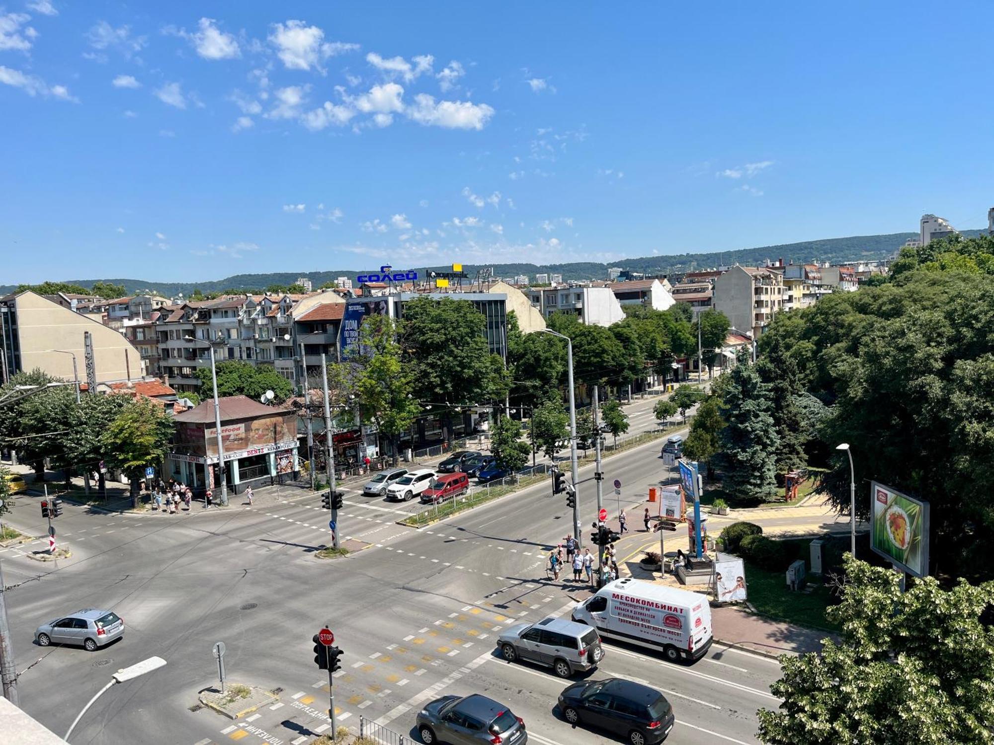 Hotel Orbita Varna Exterior photo